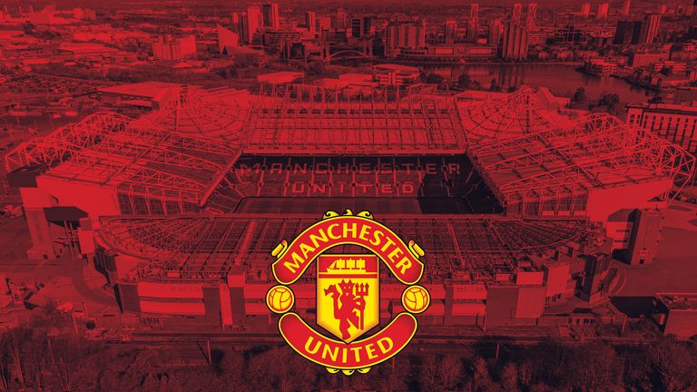 Manchester United set to submit record bid of over £100m for star midfielder
