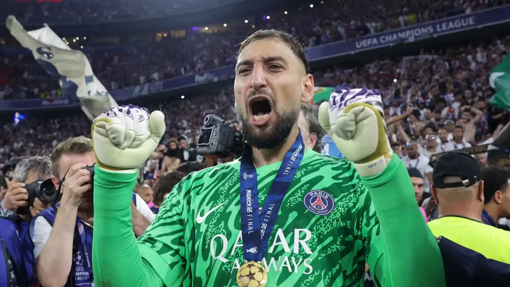 PSG and Manchester City Open Direct Talks for Gianluigi Donnarumma